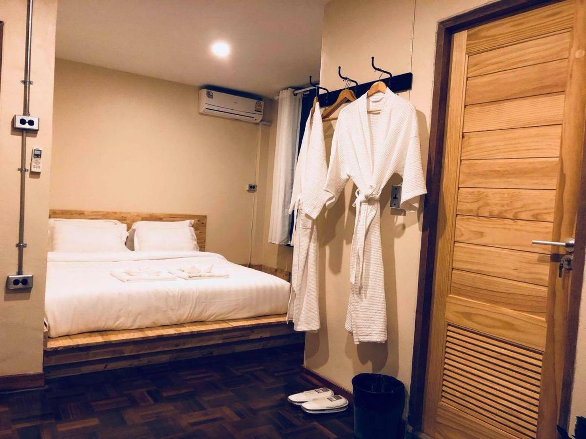 Bed and Breakfast Ikkyu Nimman Chiang Mai Zewnętrze zdjęcie